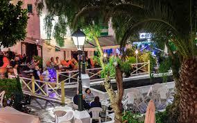 Plaza Pueblo Marinero